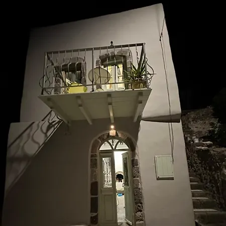 Karma Emporeios (Nisyros)